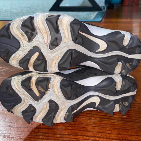 ❣️ Big kids size 11 soccer cleats - Picture 4 of 6